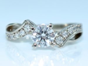winnipeg engagement rings diamonds omori