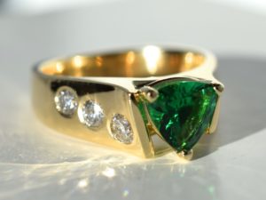 Reuse Your Gemstones, Gold and Jewellery to Lower Material Costs