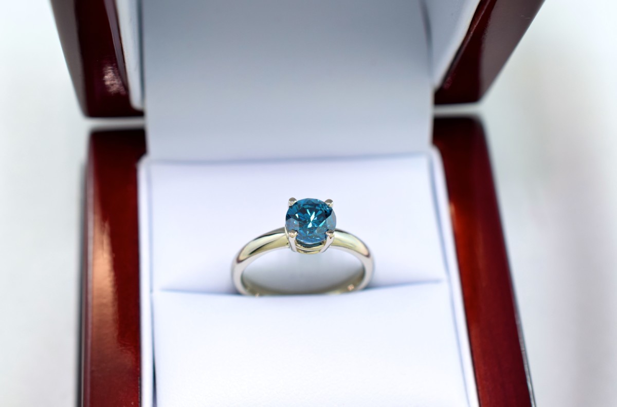 Winnipeg Engagement Ring Journal 18 Custom Blue Diamond Solitaire