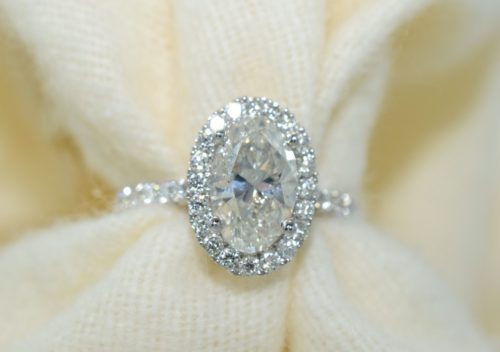diamond rings winnipeg oval diamonds