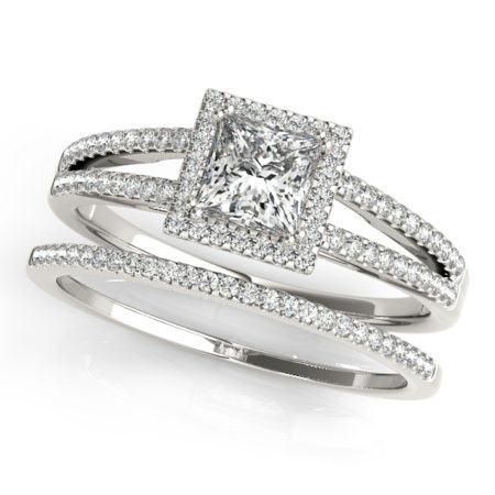 princess cut diamond halo engagement ring