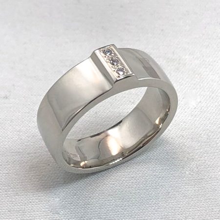 mens wedding ring with diamonds