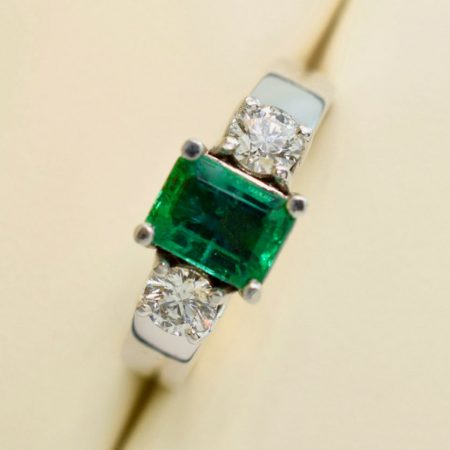 omori diamonds emerald rings in winnipeg