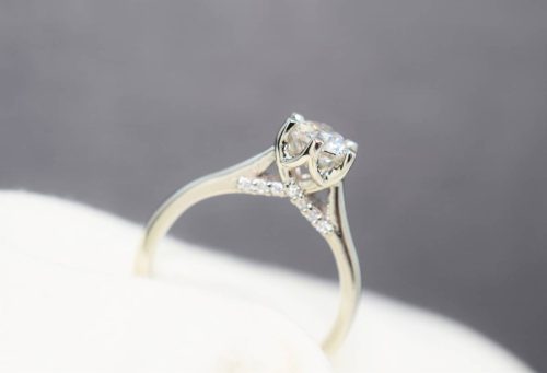 crown style engagement rings winnipeg