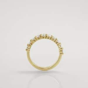 photo of the Classic 10-Stone Diamond Band from Omori Diamonds in Winnipeg, MB